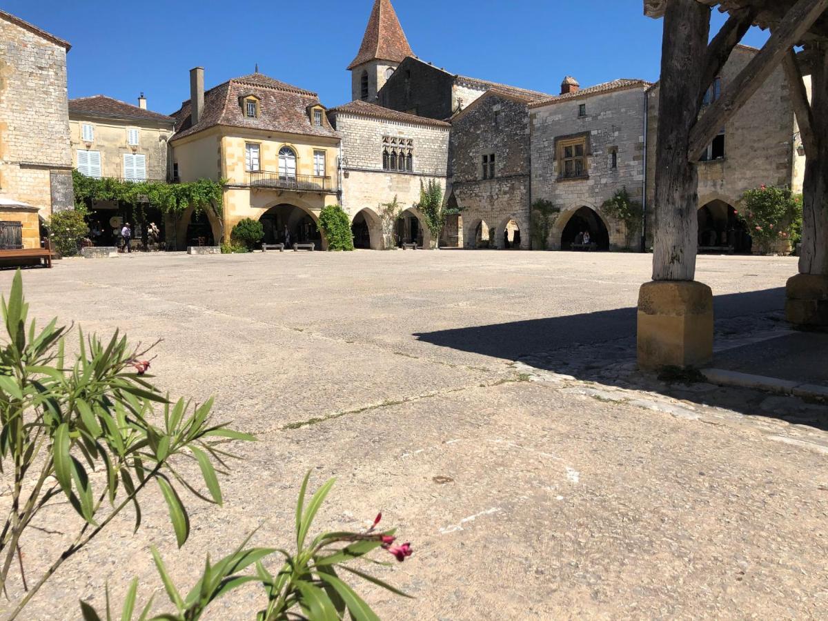 Couette-café Les Jonquilles 4*