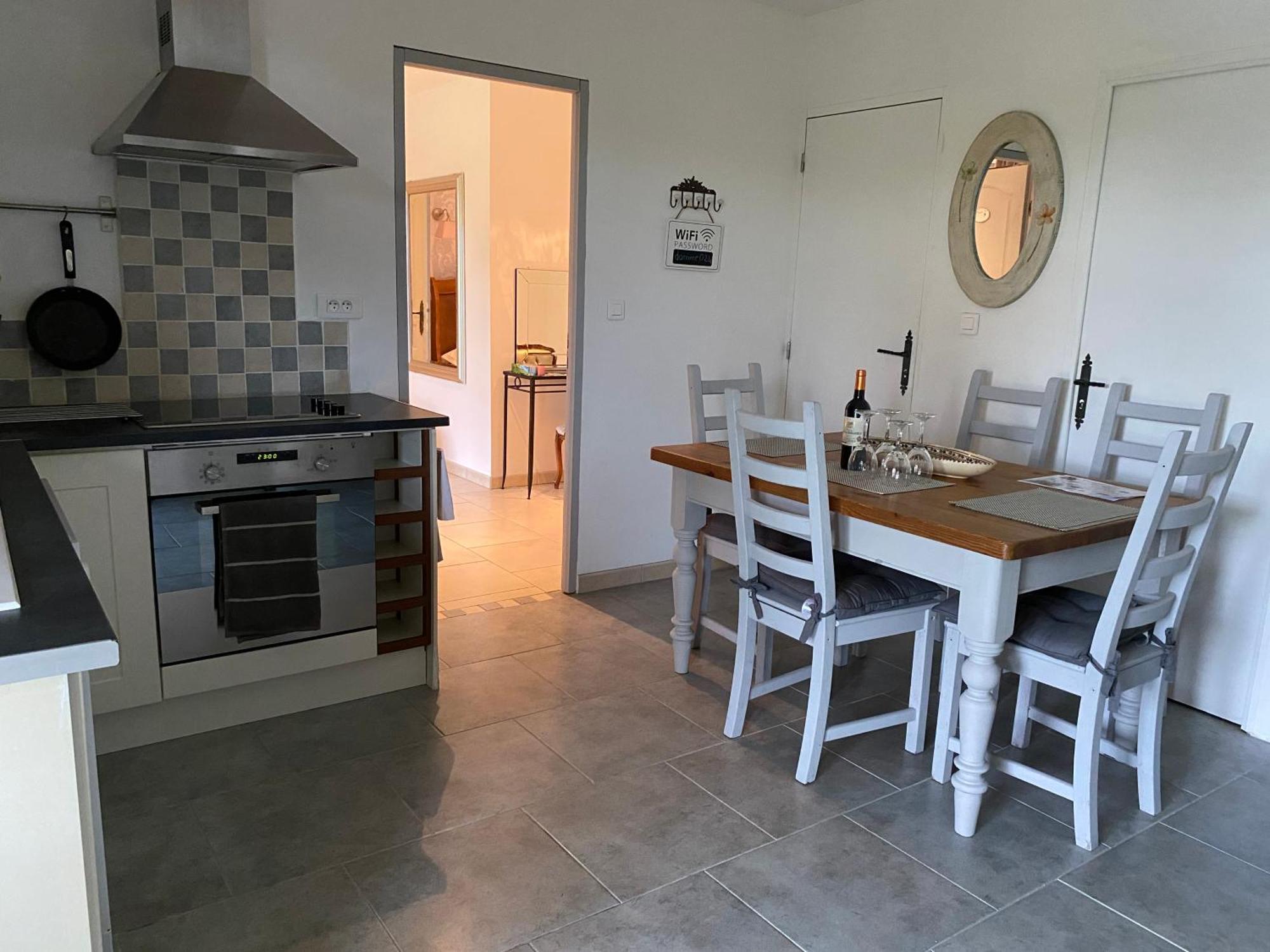 Les Jonquilles Couette-café 4*